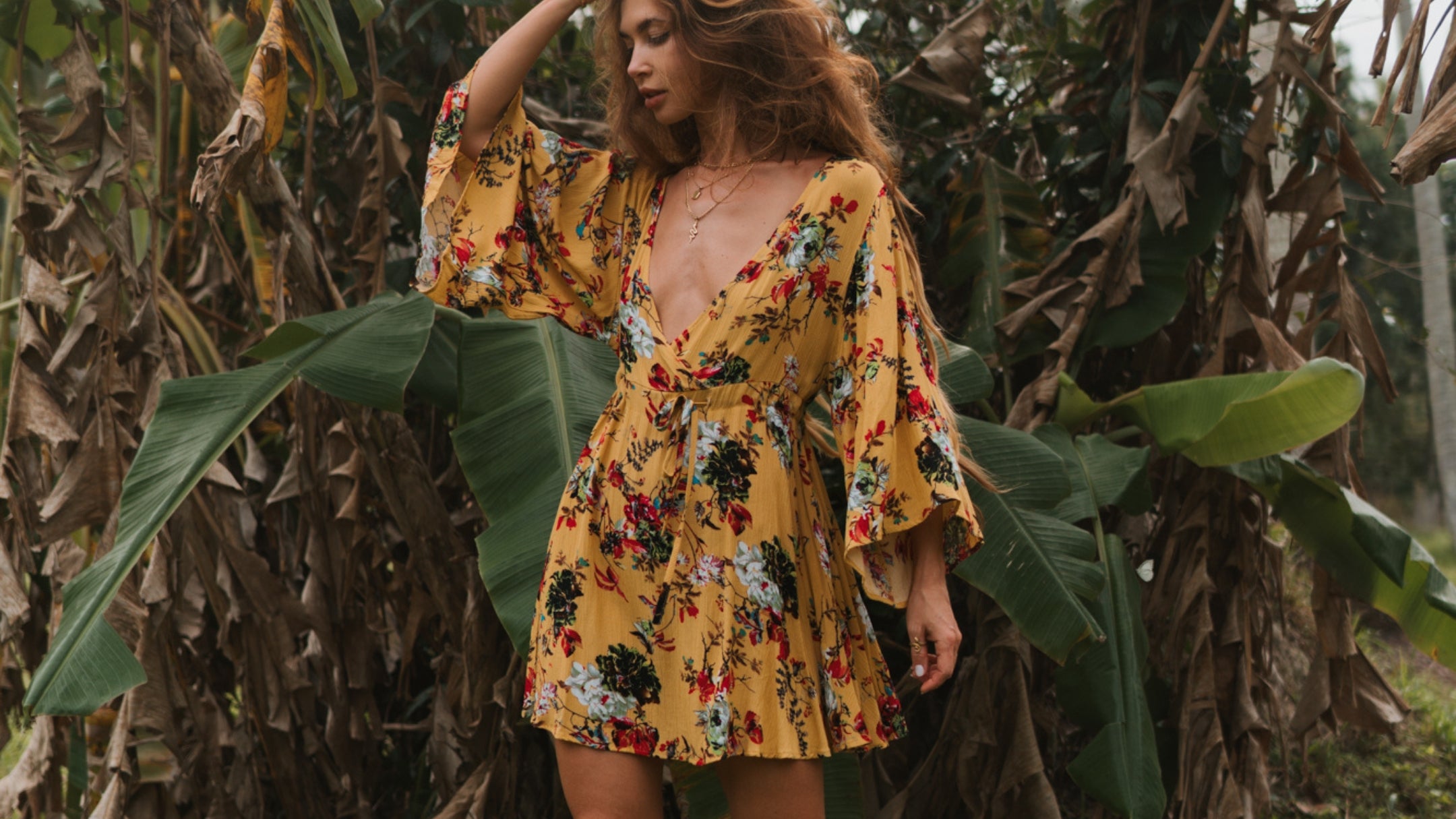 low-cut dress Casual Plain Low-Cut Waist Cinched Mini Short Dress Famekey
