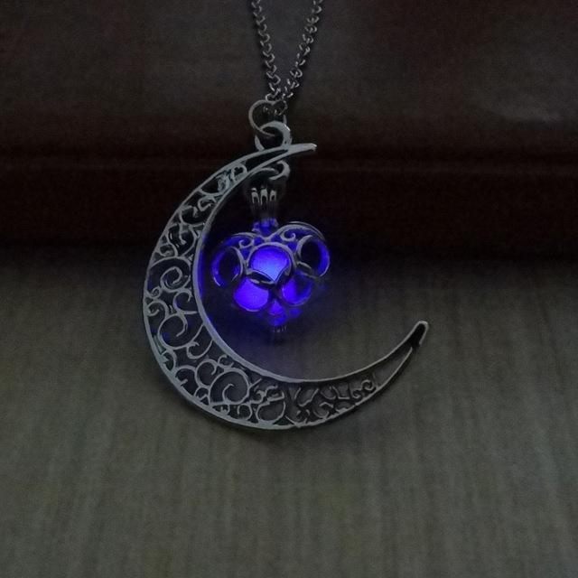 Moonlight Love Glow In The Dark Pendant Necklace - wickedafstore