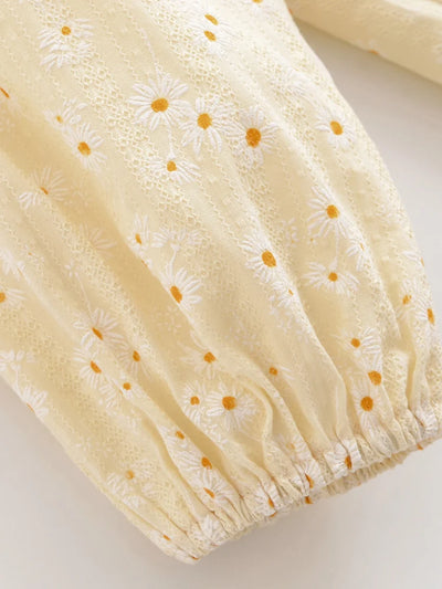 Elara Daisy Peasant Blouse