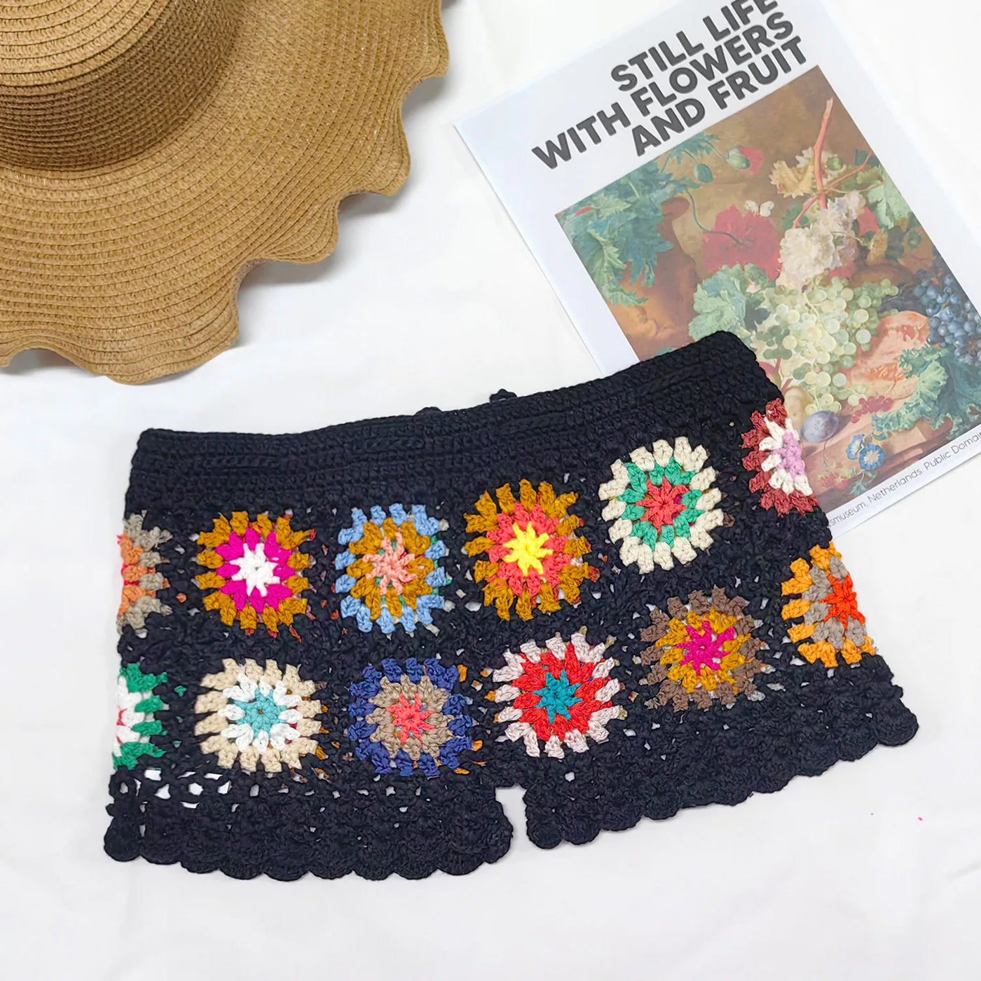 Momi Boho Crochet Shorts