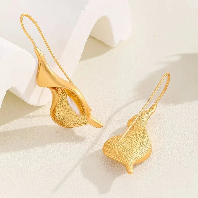 Serene Bloom Calla Earrings