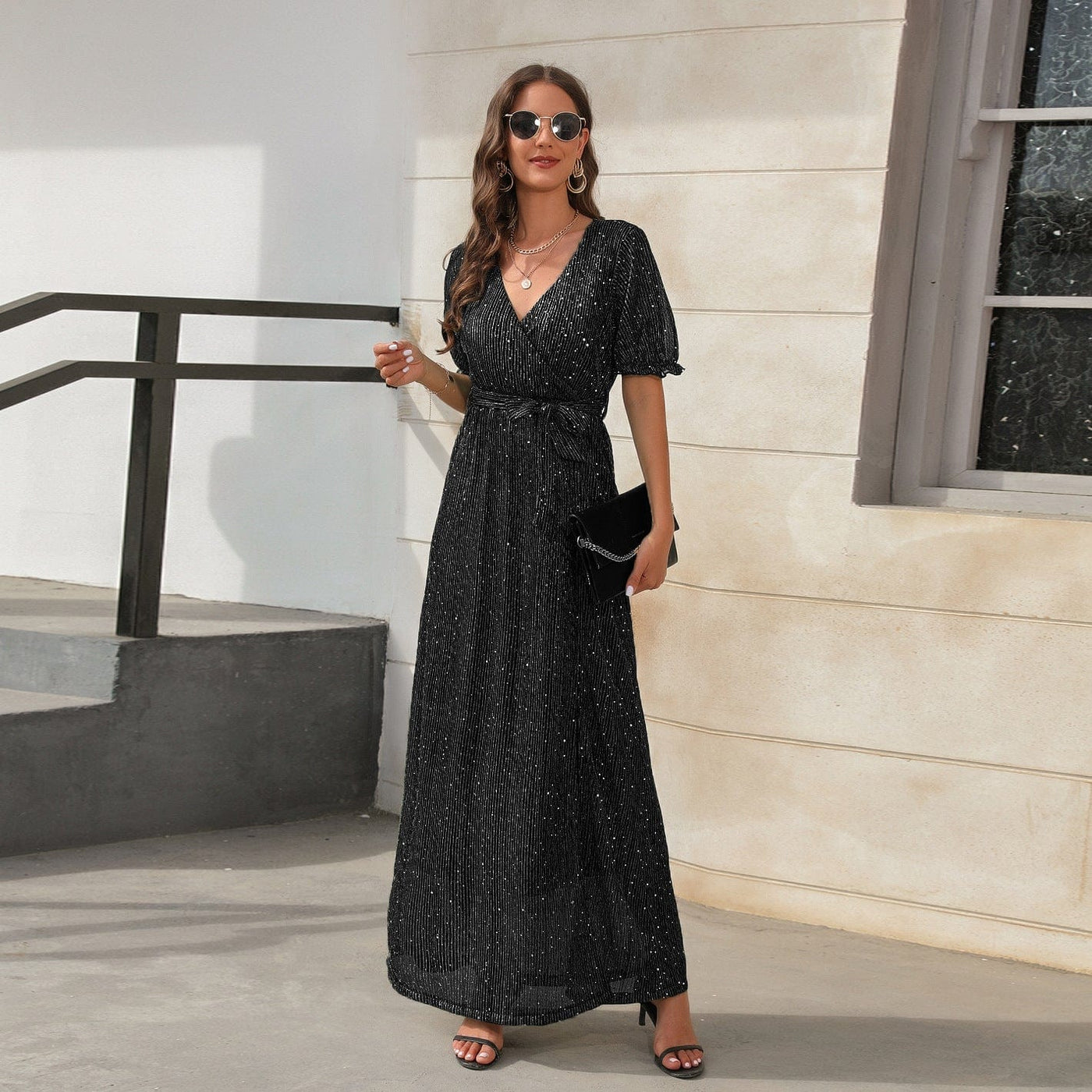 AIYOYA S / Black Queenie Maxi Dress