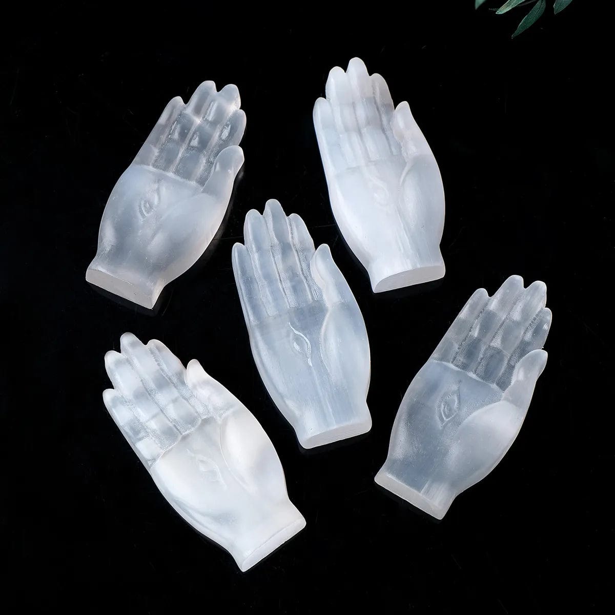 wickedafstore selenite / 1PC 1PC Natural Stone Carved White Selenite Crystal Crafts Evil Eye Hand Statues Reiki Wicca Crystal Hamsa Hand Of God Gem Figurine