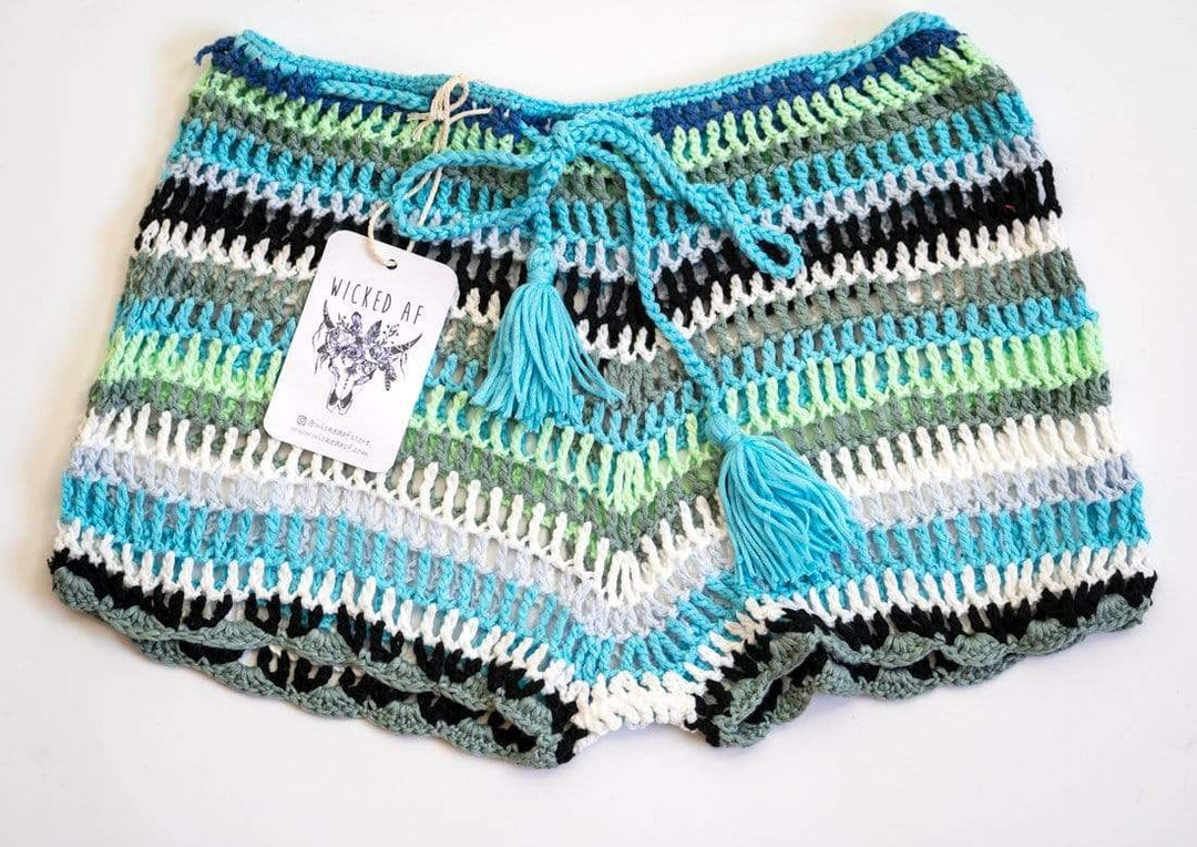 Short a crochet outlet