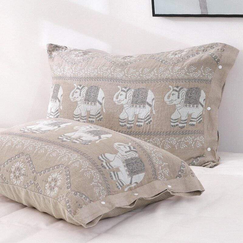 WickedAF Brown / 50x75cm/19.7"x29.6" Elephants Pattern Pillow Cover
