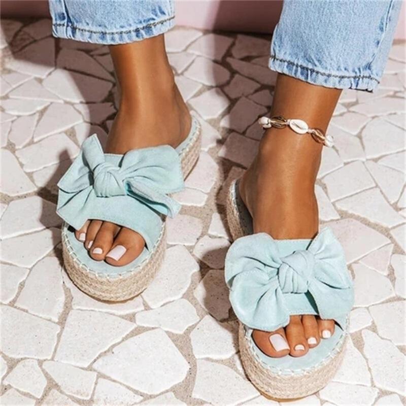 Butterfly-knot Sandals