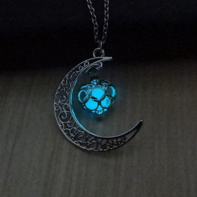 Moonlight Love Glow In The Dark Pendant Necklace