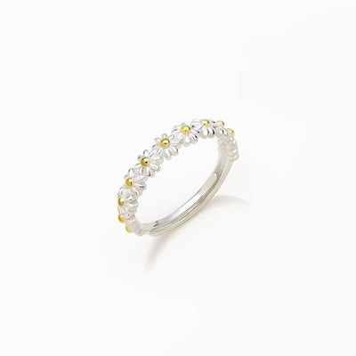 WickedAF Resizable / White All-Over Daisies Ring
