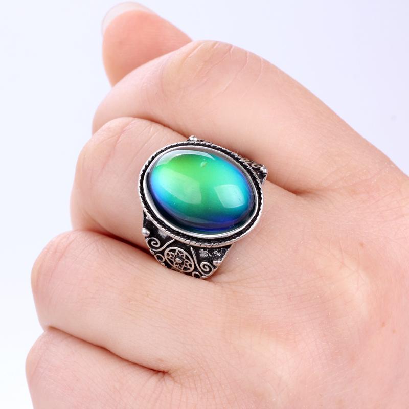 Dreamy Vintage Mood Ring 9