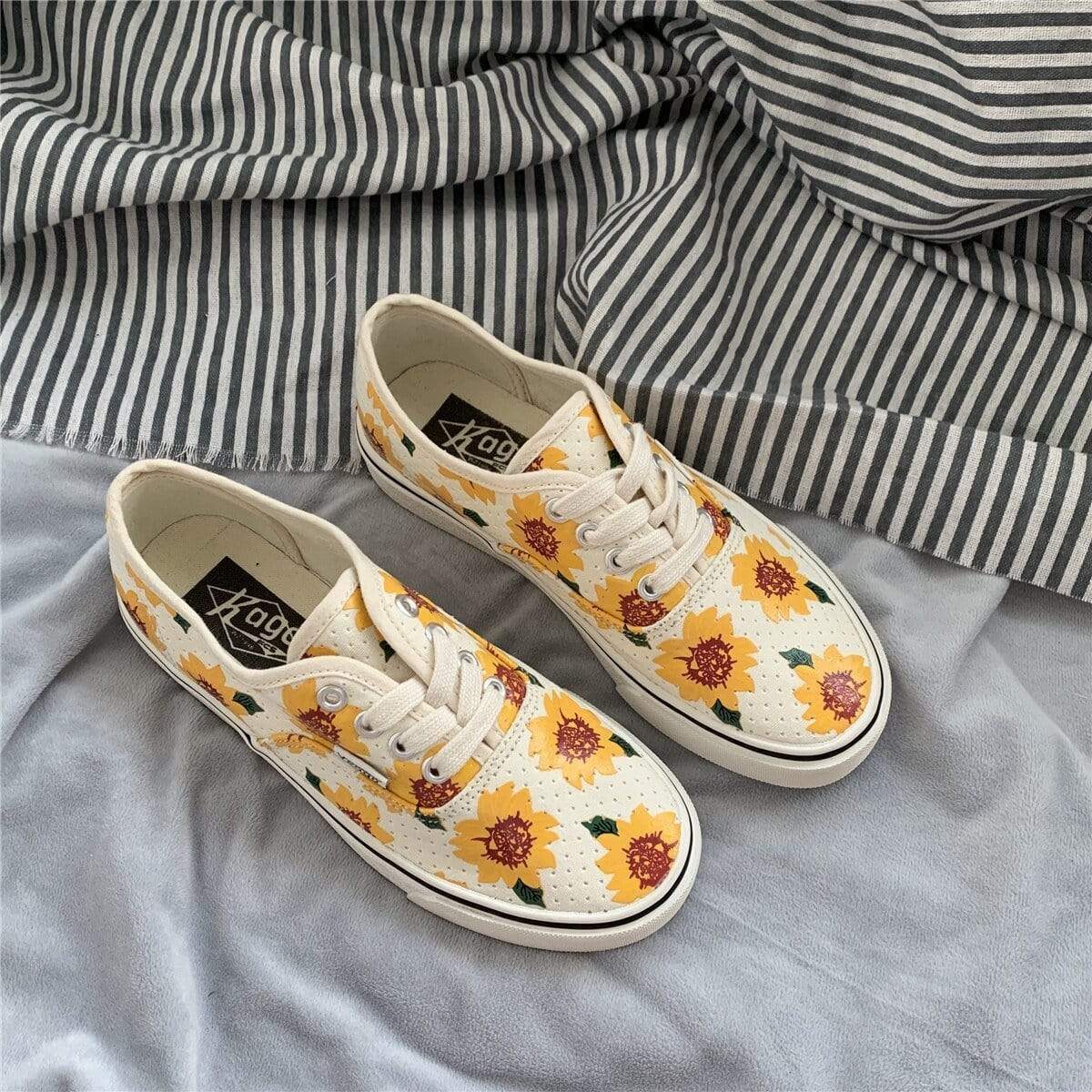 Sunflowers and Daisies Sneakers - wickedafstore