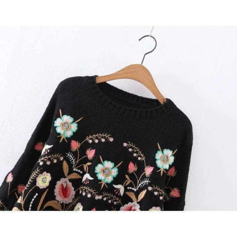 [GRAVER]★FLOWER DOT EMBROIDERY STRIPE COLLAR KNIT Flower dot embroidery striped collar knit - GRAVER | 60