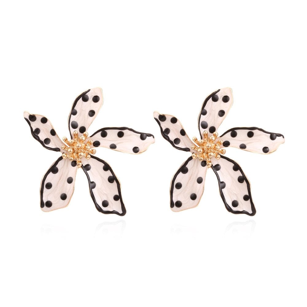 wickedafstore 0 Beige Flower Stud Earrings