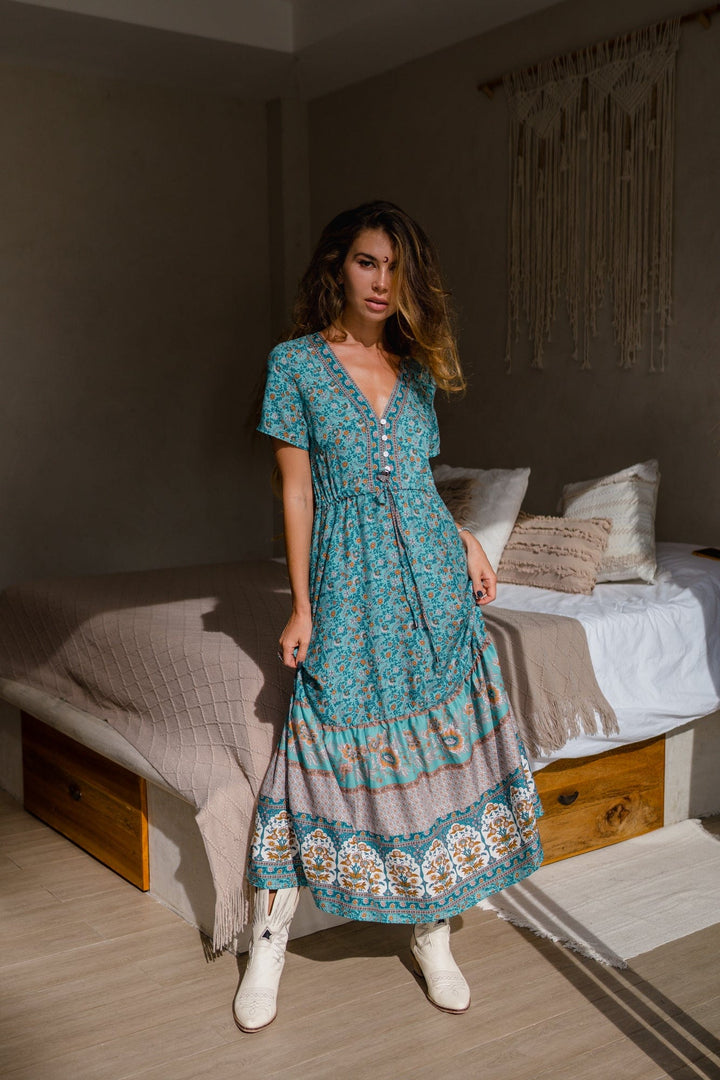 amandine maxi dress Maison Hotel AMANDINE Embroidered Maxi Dress -S