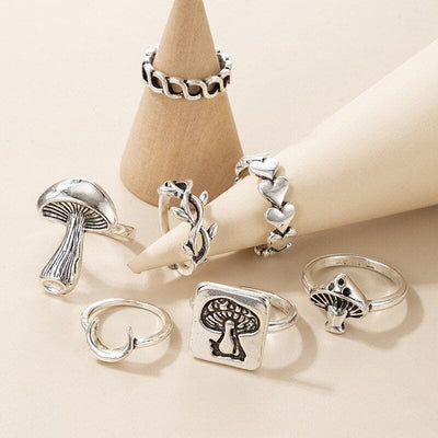 wickedafstore 7pcs/set Vintage Goth Mushroom Rings for Women Punk Silver Color Heart Moon Geometry Finger Rings Set Goblincore Gothic Jewelry