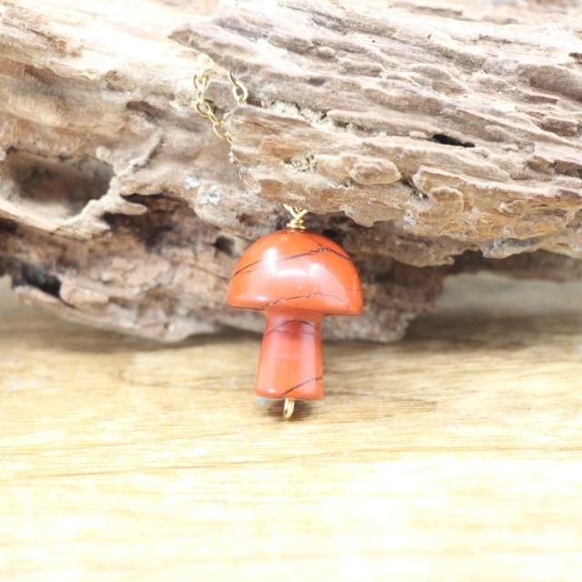 wickedafstore Red Jasper Tiny Mushroom Crystal Chain Necklace