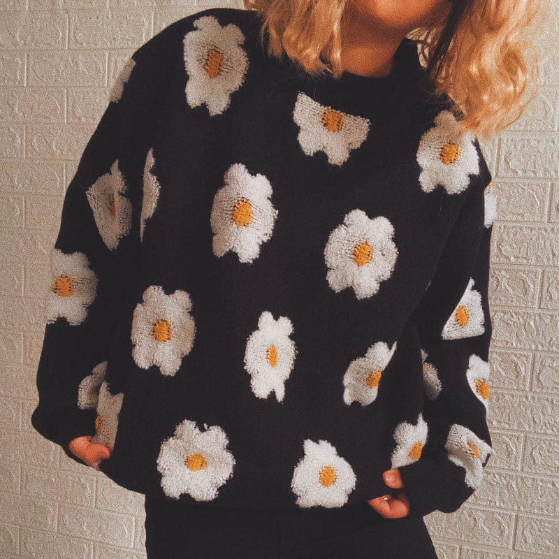 WindMind Autumn Winter Casual Little Daisy Embroidered Black White Contrast Color round Neck Long Sleeved Pullover